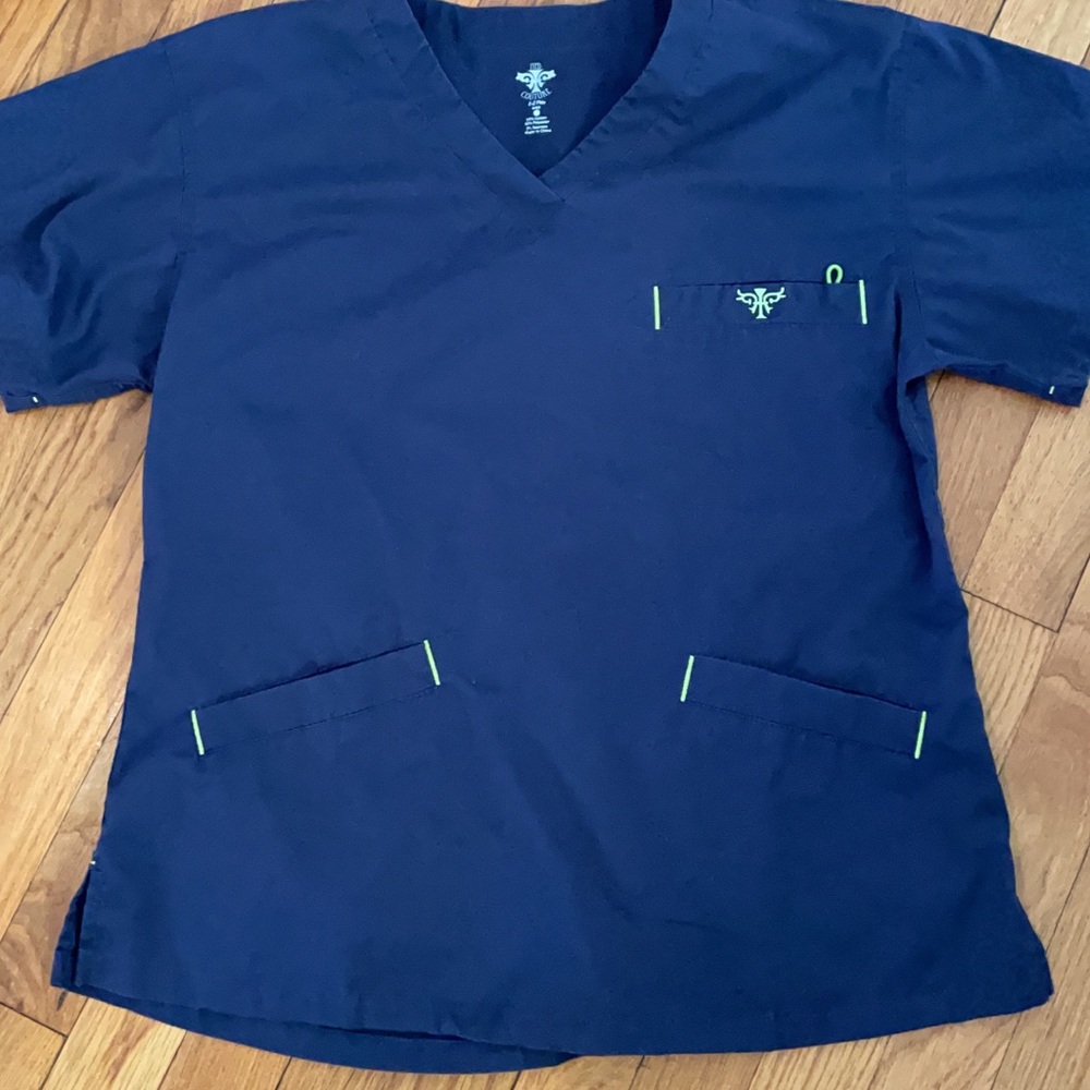 Med couture scrub top